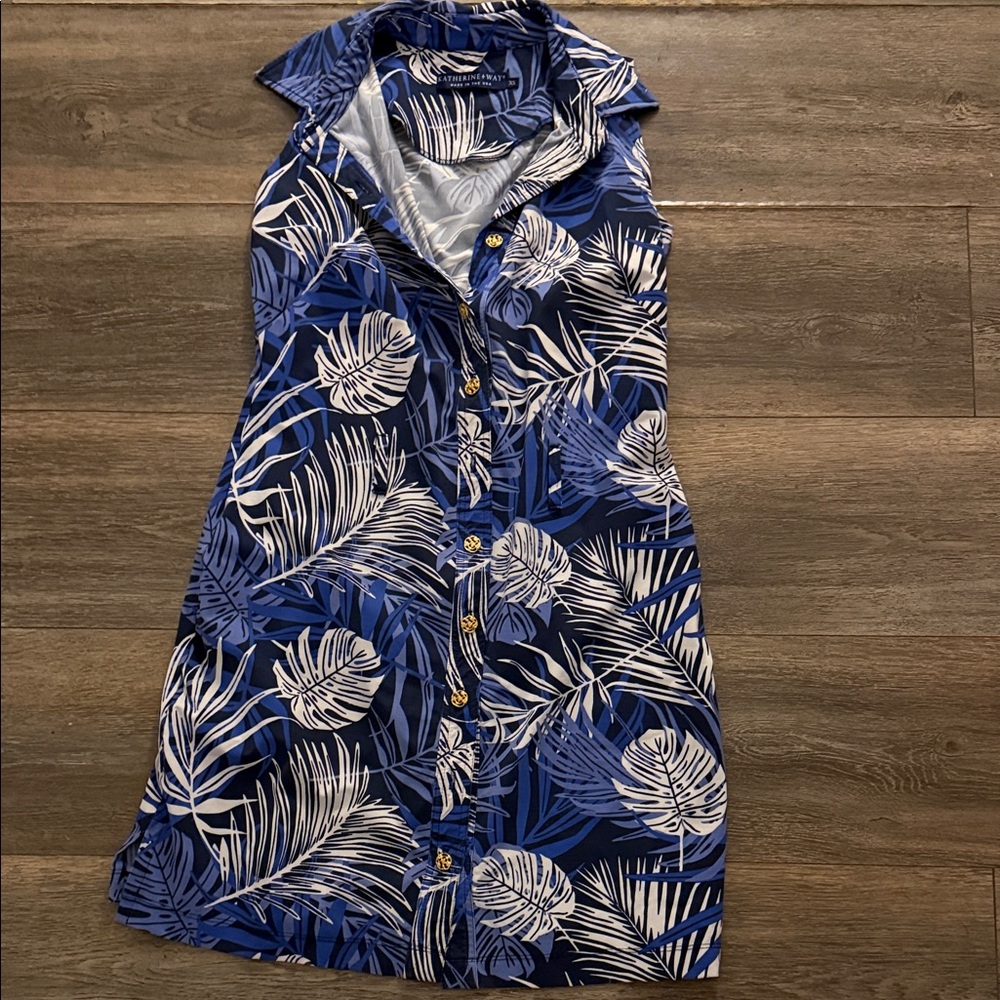 Katherine Way Blue and White Leaf Print golf dress